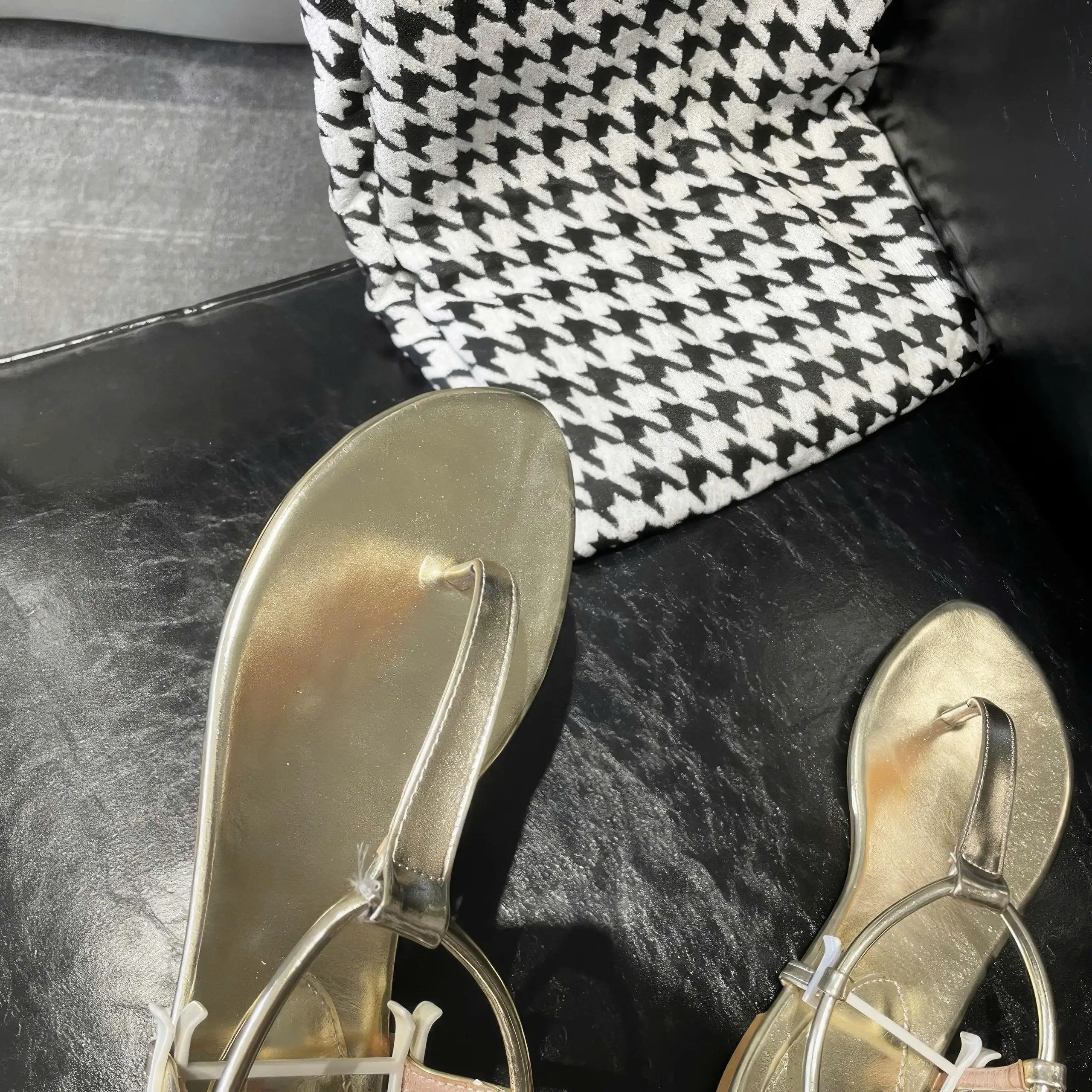 Alternative view of Golden Siren Sandals - Shine brighter than the sun, captivate every gaze